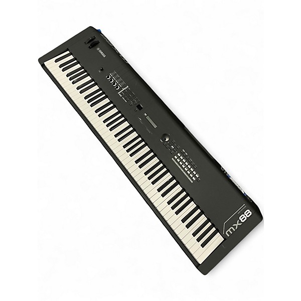 Used Yamaha MX88 Synthesizer