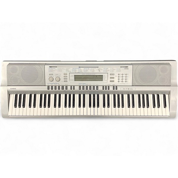 Used Casio WK210 76 Key Keyboard Workstation