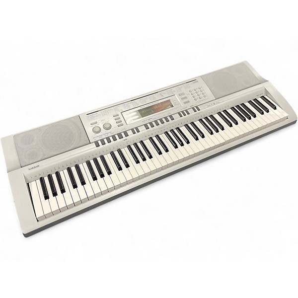 Used Casio WK210 76 Key Keyboard Workstation