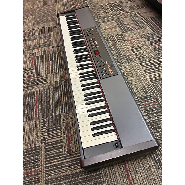 Used Roland RD150 Keyboard Workstation