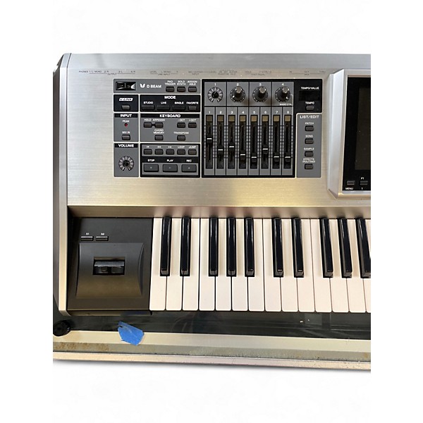 Used Roland Fantom G6 61 Key Keyboard Workstation