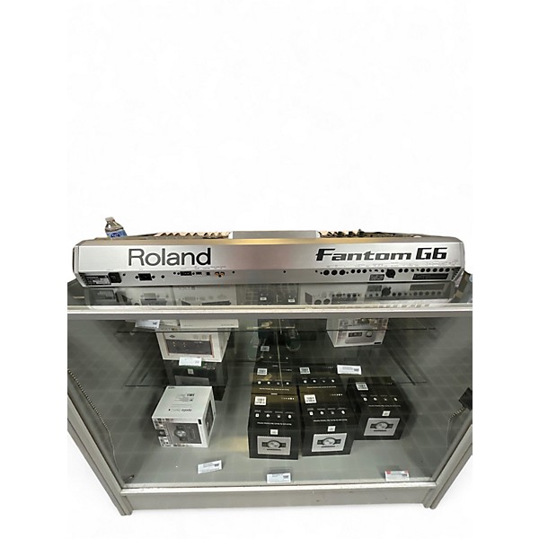 Used Roland Fantom G6 61 Key Keyboard Workstation