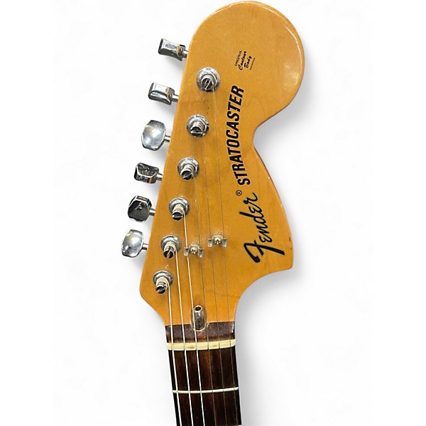 Used Fender Classic Series '70s Stratocaster Black Solid Body Electric Guitar