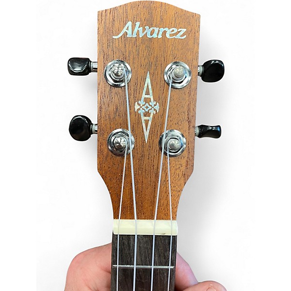 Used Alvarez GDU26C IDAHO Natural Ukulele