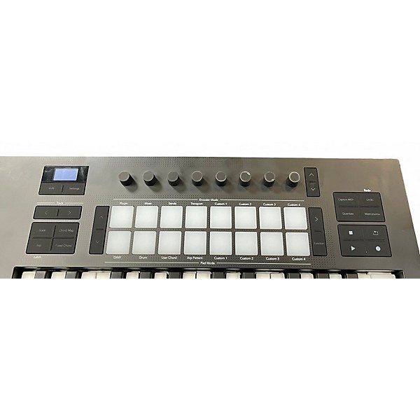 Used Novation Launchkey 25 Key MIDI Controller