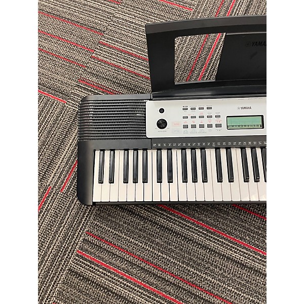 Used Yamaha YPT280 Portable Keyboard