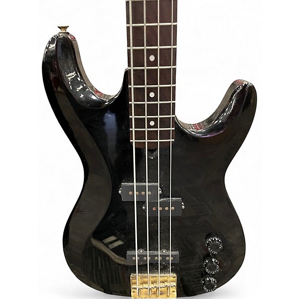 Used Magnum MX Black Electric Bass Guitar