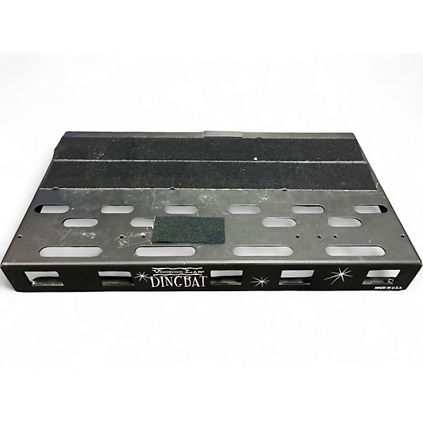 Used Voodoo Lab DINGBAT MEDIUM Pedal Board