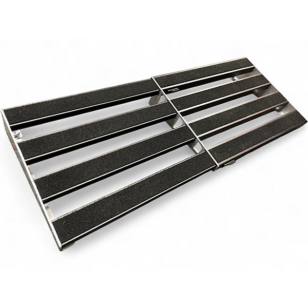 Used D'Addario XPND 2 Pedal Board