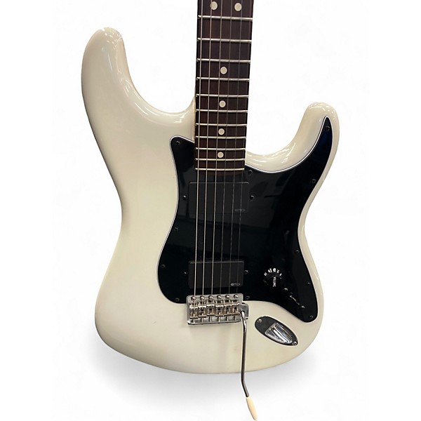 Used Fender American Performer Stratocaster White Solid Body Electric Guitar