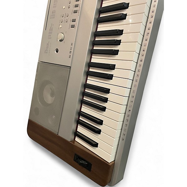 Used Yamaha DGX640 88 Key Digital Piano