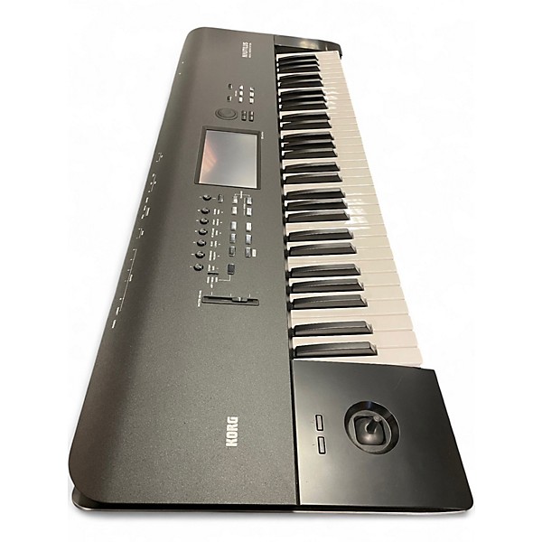 Used KORG Nautilus 61 Keyboard Workstation