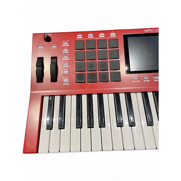 Used Akai Professional MPC KEY 37 Keyboard Workstation