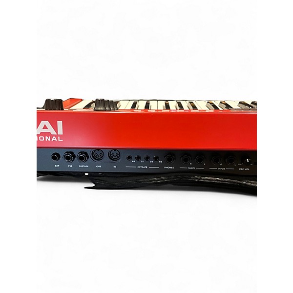 Used Akai Professional MPC KEY 37 Keyboard Workstation
