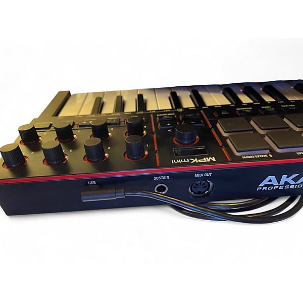 Used Akai Professional MPK25 25 Key MIDI Controller