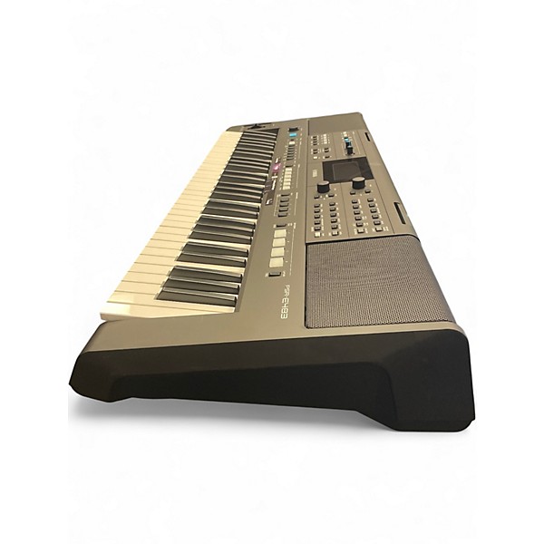 Used Yamaha PSRE483 Keyboard Workstation