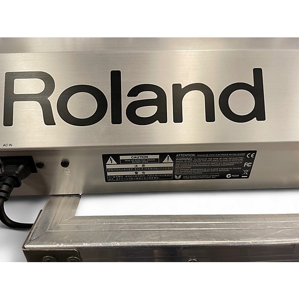 Used Roland Fantom G8 88 Key Keyboard Workstation