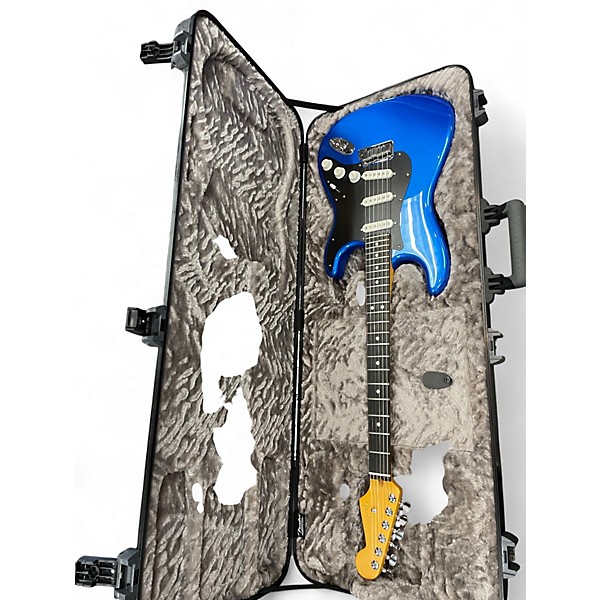 Used Fender AMERICAN ULTRA II STRATOCASTER Blue Solid Body Electric Guitar