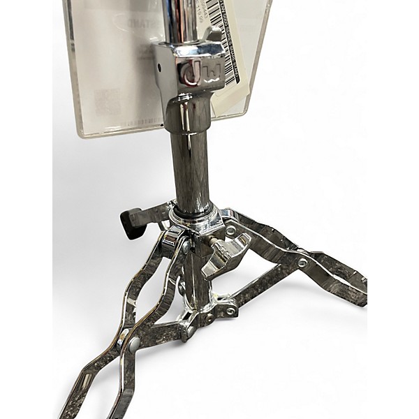 Used DW 5000 Series Snare Stand