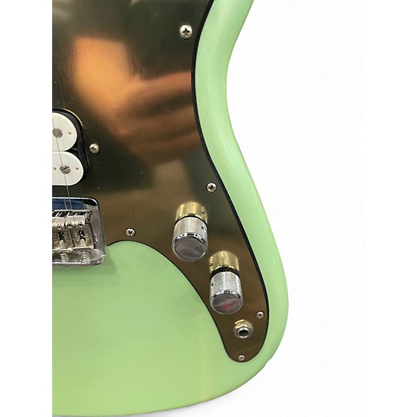 Used Fender Duo Sonic HS Mint Green Solid Body Electric Guitar Used Fender Duo Sonic HS Mint Green Solid Body Electric Guitar