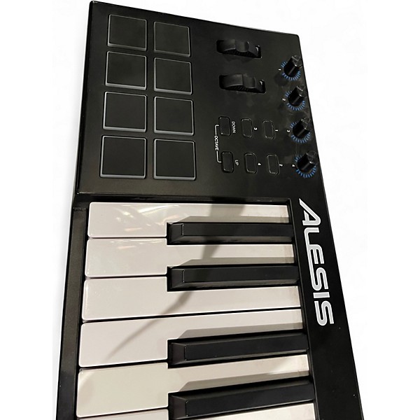 Used Alesis V25 25 Key MIDI Controller