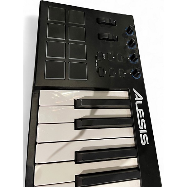 Used Alesis V25 25 Key MIDI Controller