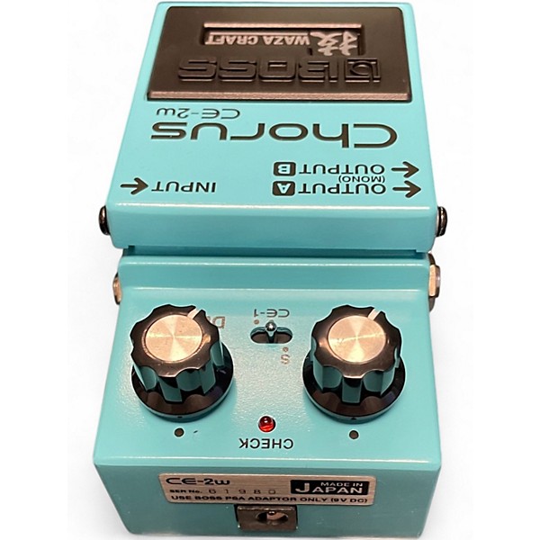 Used BOSS CE2W Waza Craft Chorus Effect Pedal