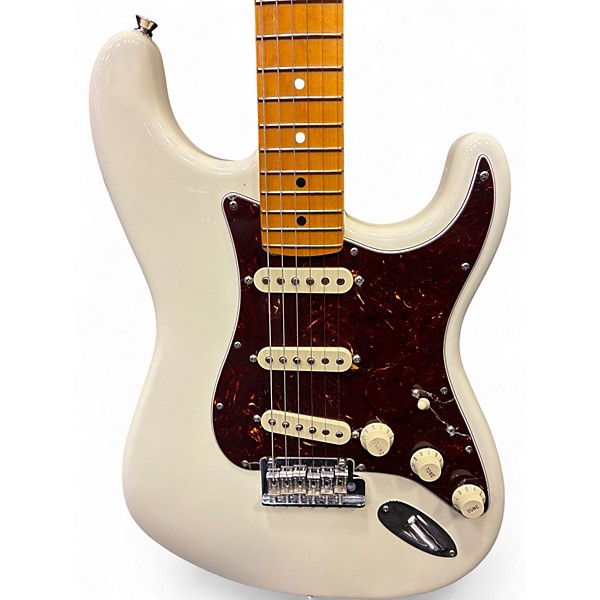Used Fender American Professional II Stratocaster Olympic White Solid Body Electric Guitar