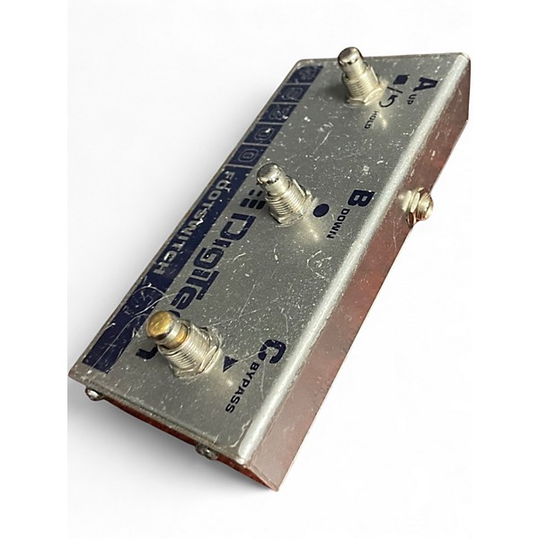 Used DigiTech fs300 Footswitch