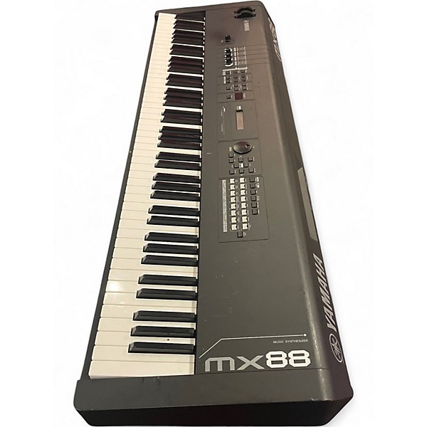 Used Yamaha MX88 Synthesizer