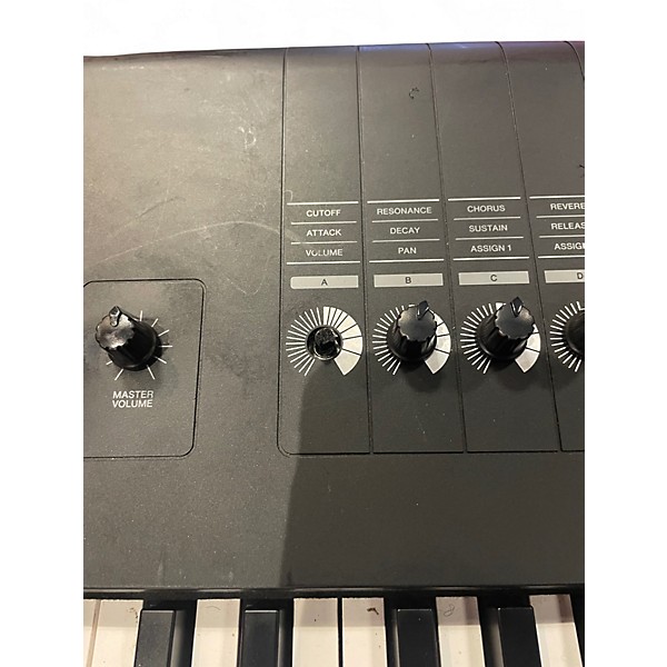 Used Yamaha MX88 Synthesizer