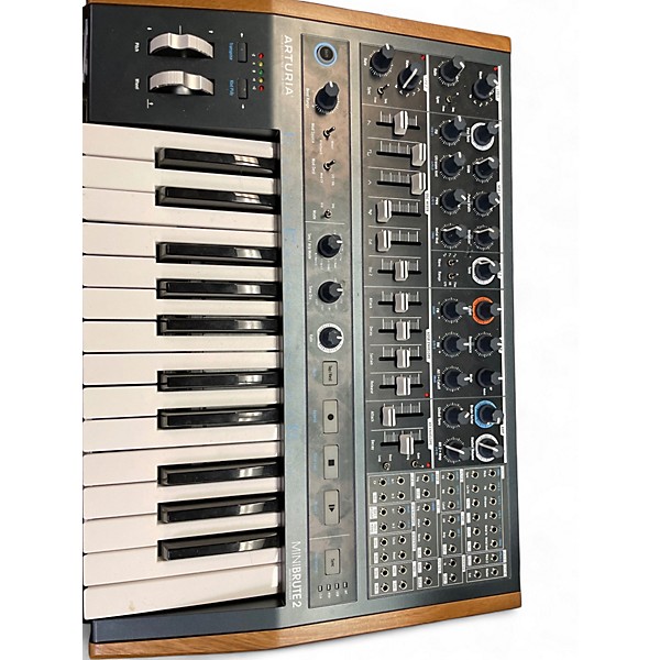 Used Arturia Minibrute 2 Synthesizer