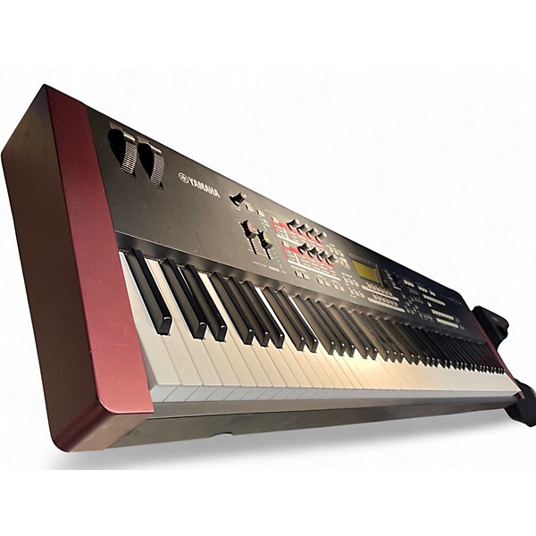 Used Yamaha MOXF8 88 Key Keyboard Workstation