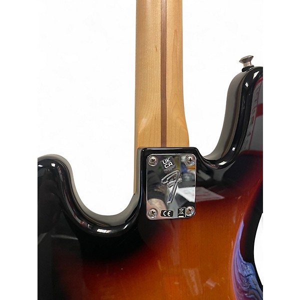 Used 2021 Fender Player Jazz Bass Sunburst Electric Bass Guitar