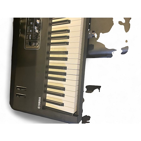 Used Yamaha CK88 Keyboard Workstation