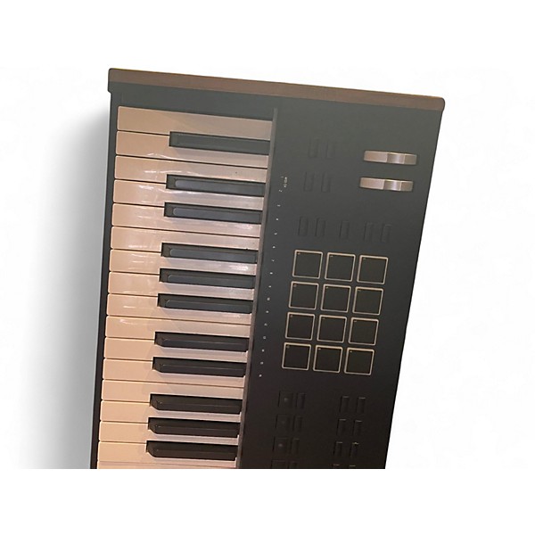 Used Arturia KEYLAB 88 MK3 MIDI Controller