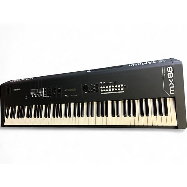 Used Yamaha MX88 Synthesizer