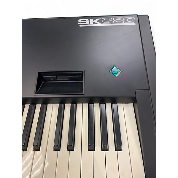 Used Generalmusic SK880 Keyboard Workstation