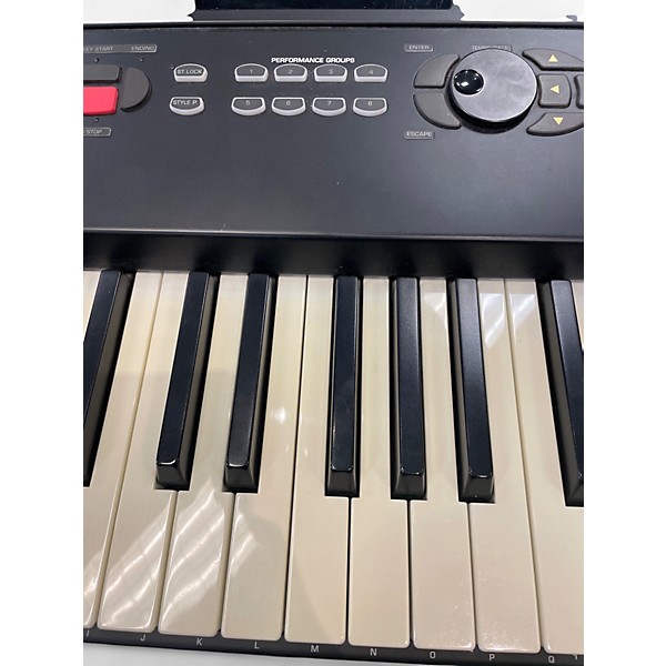 Used Generalmusic SK880 Keyboard Workstation
