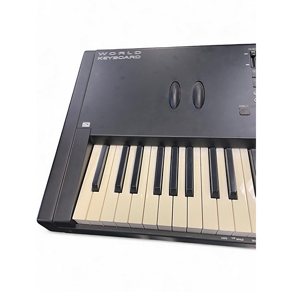 Used Generalmusic SK880 Keyboard Workstation