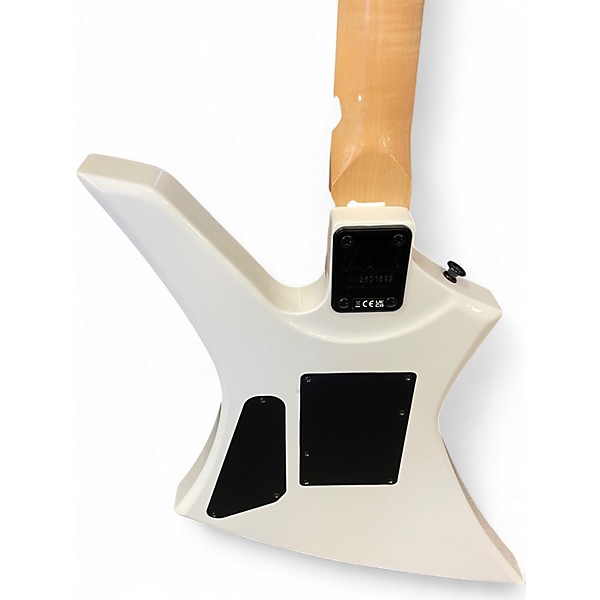 Used Jackson JS32T Kelly W/ MOLDED CASE White Solid Body Electric Guitar