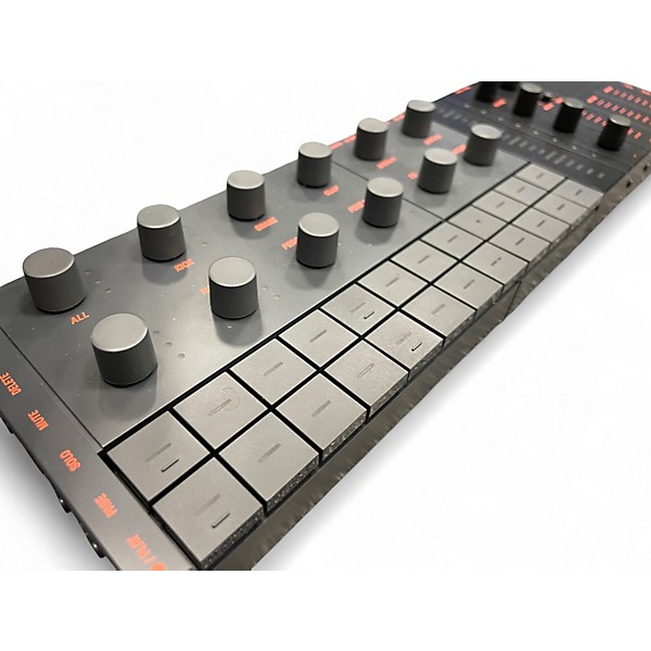 Used Yamaha Seqtrak Synthesizer