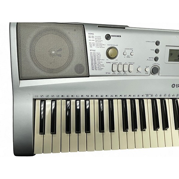 Used Yamaha YPT300 Digital Piano
