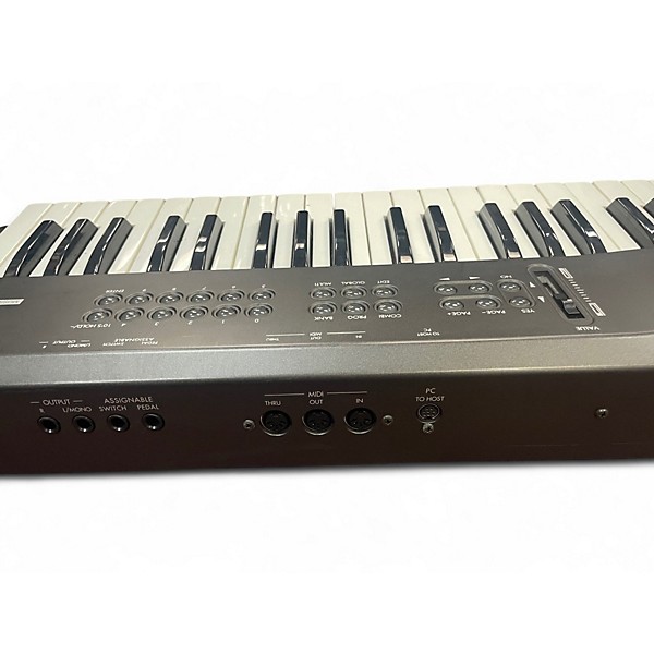 Used KORG X5 Keyboard Workstation