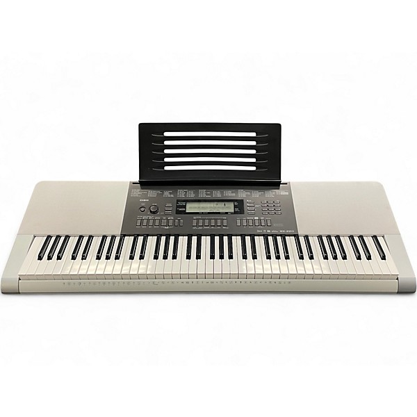 Used Casio WK220 Portable Keyboard