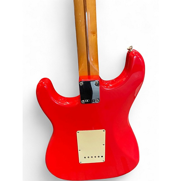 Used Fender Special Edition 50s Stratocaster Rangoon Red Solid Body Electric Guitar