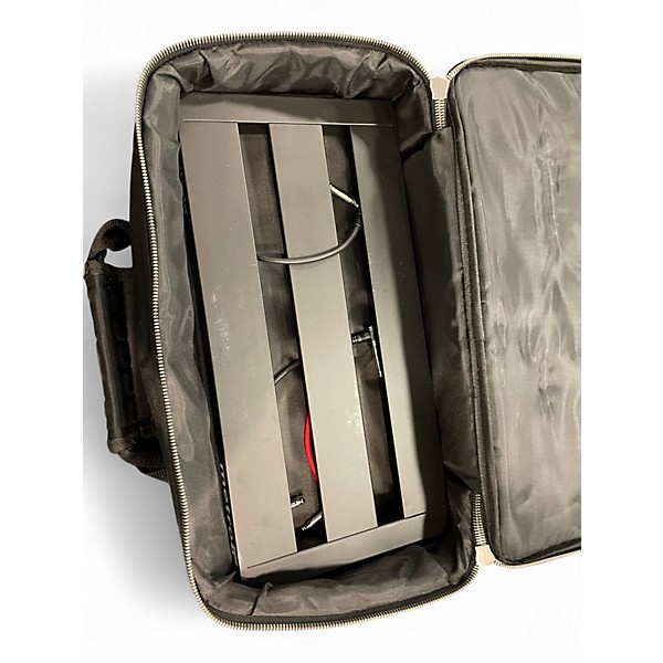 Used Pedaltrain METRO 16 Utility Bag