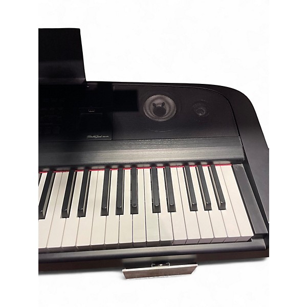 Used Yamaha DGX670 Digital Piano