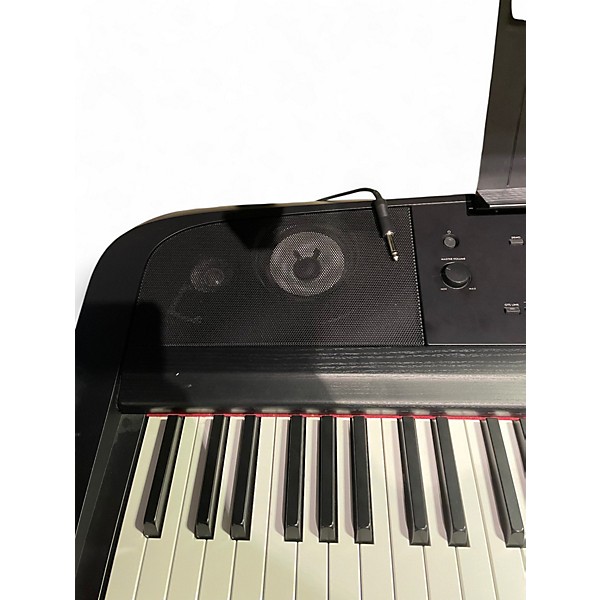 Used Yamaha DGX670 Digital Piano