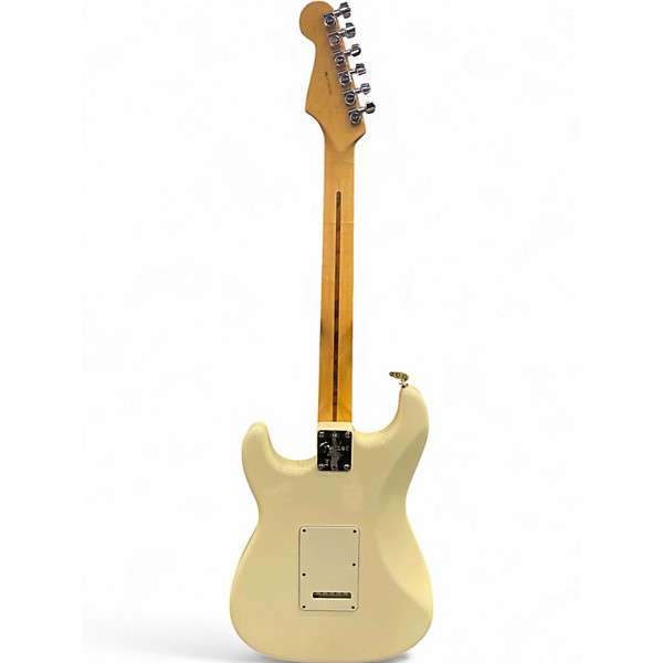 Used Fender American Standard Stratocaster White Solid Body Electric Guitar